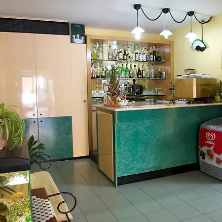 酒店 Sirena